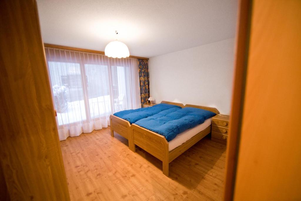 Апартаменты Haus Perelia C Церматт Номер фото